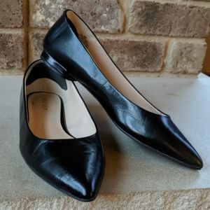 Nine West pointed toe flats